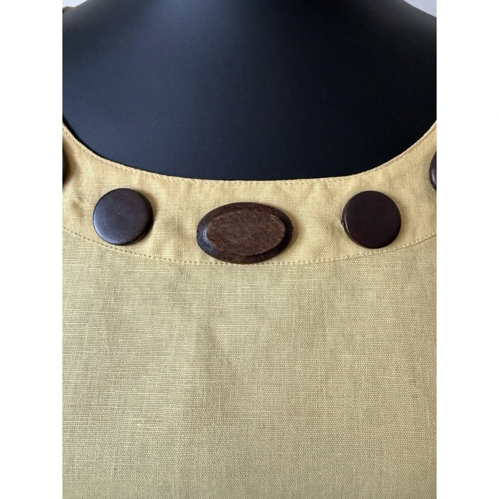 Hot Cotton Women's L Yellow Linen Blouse With Wooden Accents At Neckline NWOT - Picture 3 of 7